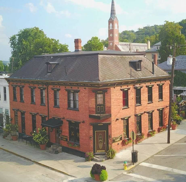 Third & Main Restaurant